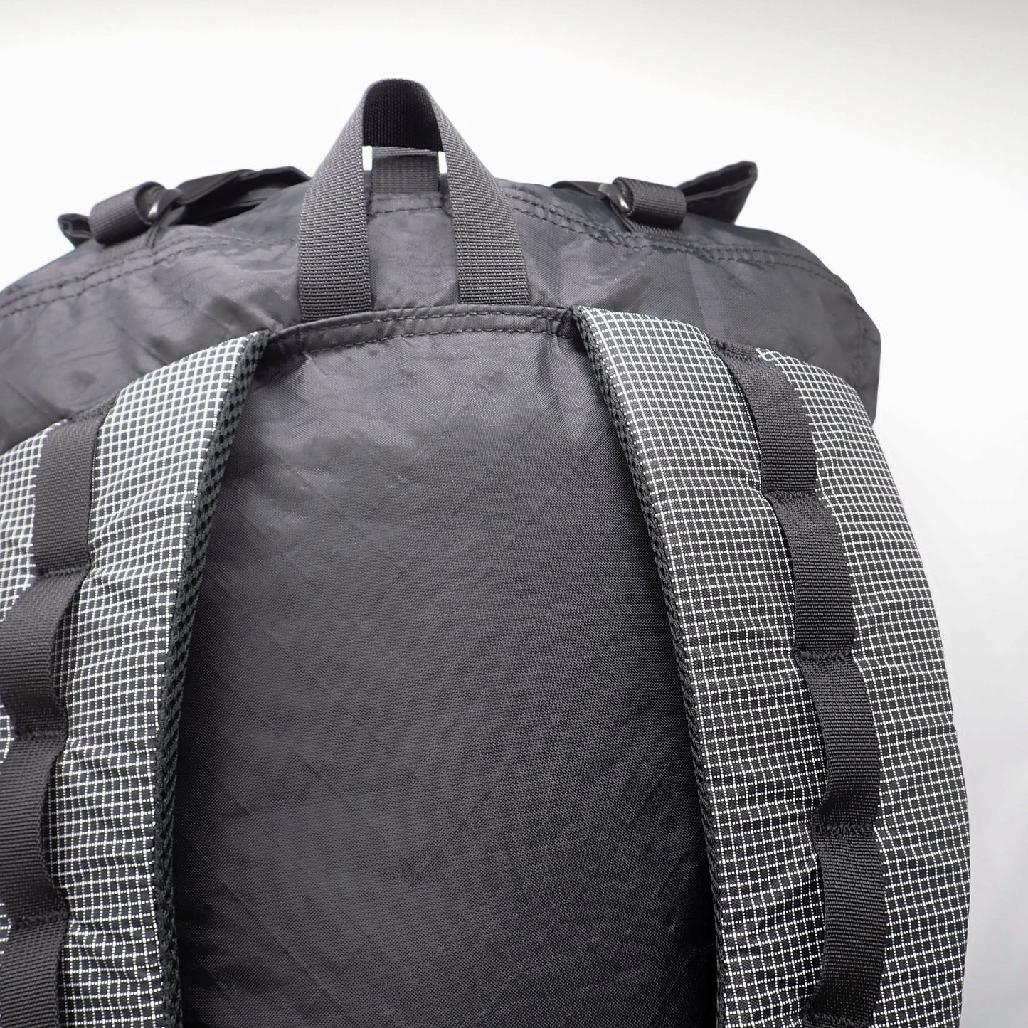Black EcoPak + Venom gridstop + Venom stretch 38 liter ultralight backpack