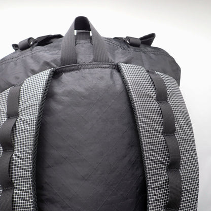 Black EcoPak + Venom gridstop + Venom stretch 38 liter ultralight backpack